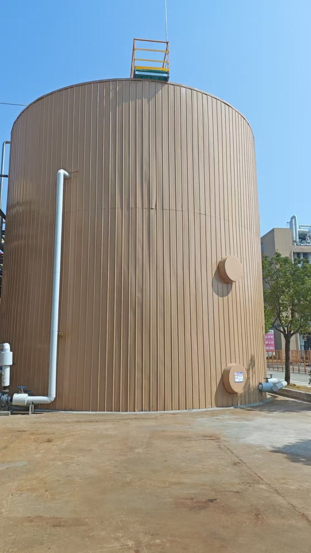 939abd8dcb488a06f78508169eb150f